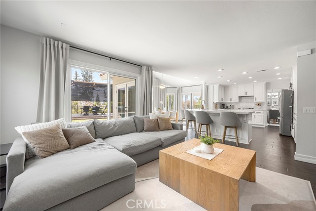 20640 Via Breve, Yorba Linda CA: https://media.crmls.org/medias/43861b14-2016-43b6-a7a5-ce62fa6cbb1f.jpg