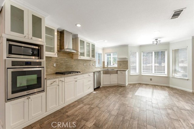 Image 14 of 57 For 23889 Cruise Circle Drive