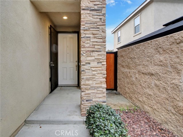 Detail Gallery Image 6 of 47 For 6313 Rancho Parada Rd, Paramount,  CA 90723 - 3 Beds | 2/1 Baths