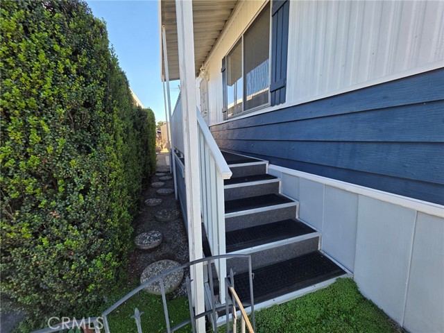 Detail Gallery Image 19 of 51 For 20806 Gridley Rd #52,  Lakewood,  CA 90715 - 2 Beds | 1 Baths