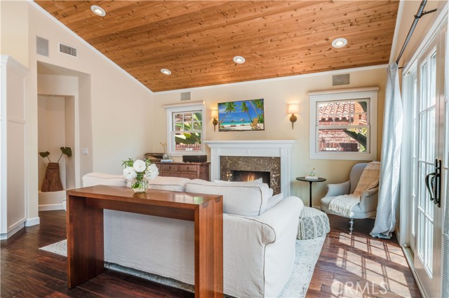 Living room with beautiful flowers