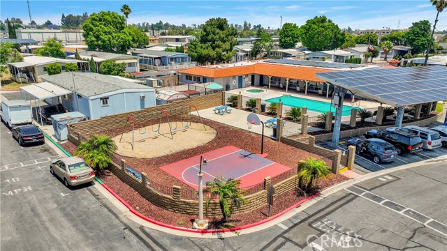350 S Willow Avenue, Rialto CA: https://media.crmls.org/medias/43879394-2914-4fb6-8aa1-47564a77acea.jpg