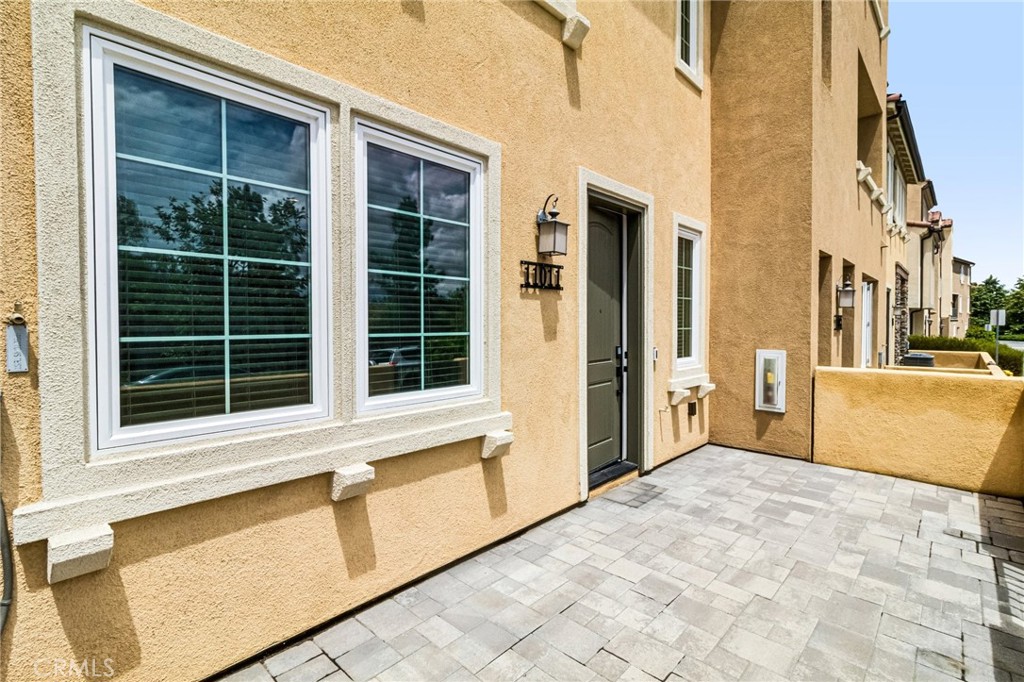 11011 Logan Way - photo 3