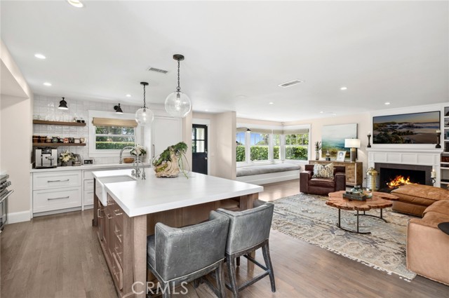 620 Brooks Street, Laguna Beach CA: https://media.crmls.org/medias/4387bfc9-ef0a-4d51-b121-40fa91a45013.jpg
