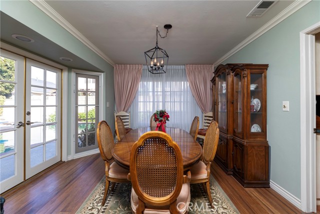 Detail Gallery Image 8 of 40 For 5842 Crestview, La Palma,  CA 90623 - 4 Beds | 2/1 Baths