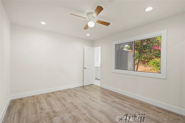 Detail Gallery Image 20 of 31 For 656 W 52nd St, San Bernardino,  CA 92407 - 4 Beds | 2/1 Baths