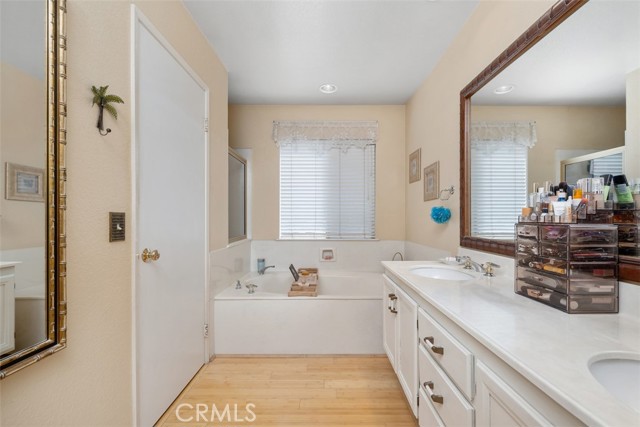 Detail Gallery Image 13 of 21 For 40230 Holden Cir, Temecula,  CA 92591 - 4 Beds | 3 Baths