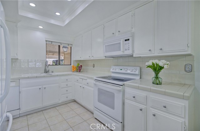 Detail Gallery Image 16 of 56 For 3123 via Serena #Q,  Laguna Woods,  CA 92637 - 2 Beds | 2 Baths