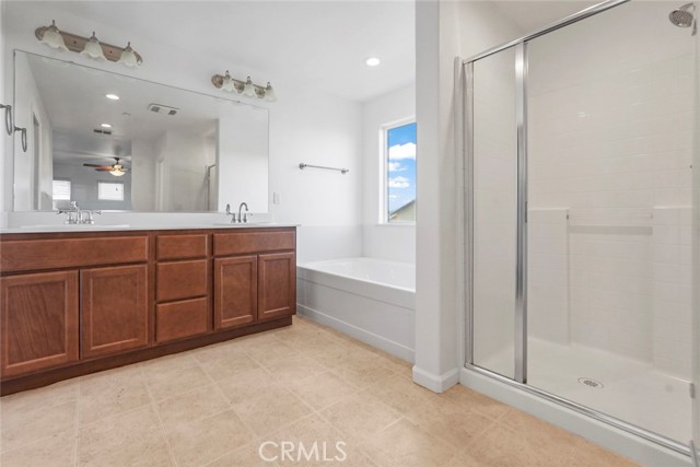 Detail Gallery Image 23 of 32 For 1416 Woodbury Ct, Merced,  CA 95348 - 5 Beds | 3 Baths