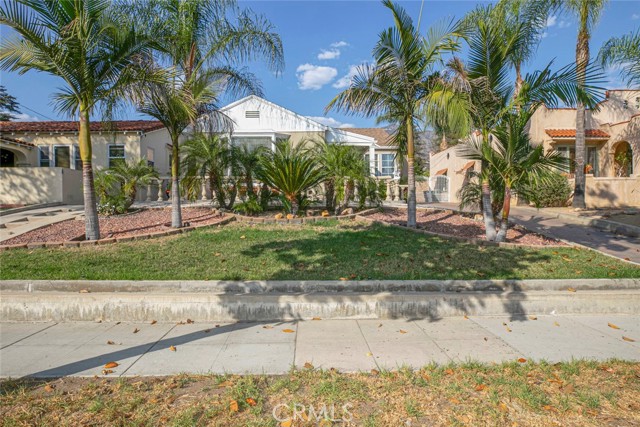 565 Olmsted Drive photo 4
