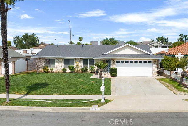 Detail Gallery Image 1 of 1 For 921 W Tracie Dr, Brea,  CA 92821 - 4 Beds | 2 Baths