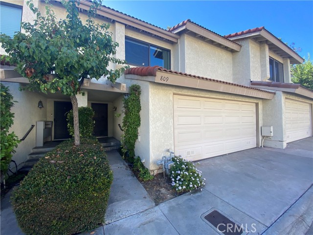 Detail Gallery Image 1 of 11 For 809 Creekside Dr #35,  Fullerton,  CA 92833 - 2 Beds | 2/1 Baths