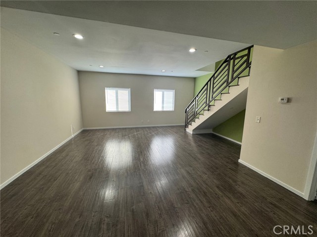 Detail Gallery Image 7 of 22 For 22164 Vacation Dr, Canyon Lake,  CA 92587 - 3 Beds | 2/1 Baths