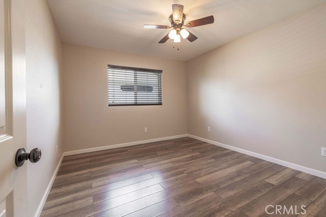 Detail Gallery Image 15 of 38 For 330 Sites Way, Big Bear City,  CA 92314 - 3 Beds | 2 Baths