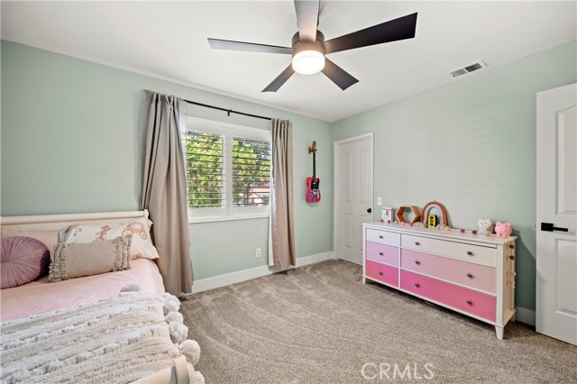 21 Mira Segura, Rancho Santa Margarita CA: https://media.crmls.org/medias/438c11c0-21bd-46f3-837b-8769def93f30.jpg