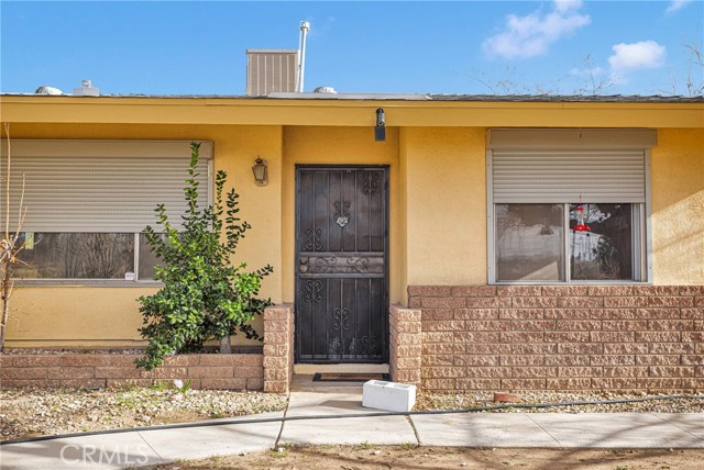 15539 Topango Rd., Victorville CA: https://media.crmls.org/medias/438c1598-4569-4ebb-9979-060b0d391488.jpg