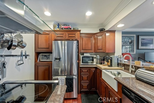 Detail Gallery Image 8 of 34 For 5301 E the Toledo #106,  Long Beach,  CA 90803 - 1 Beds | 1 Baths
