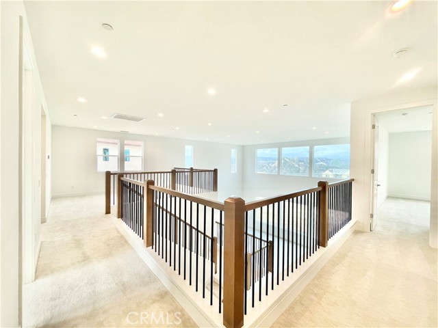 Detail Gallery Image 16 of 40 For 27533 Elderberry Dr, Valencia,  CA 91381 - 5 Beds | 5/1 Baths