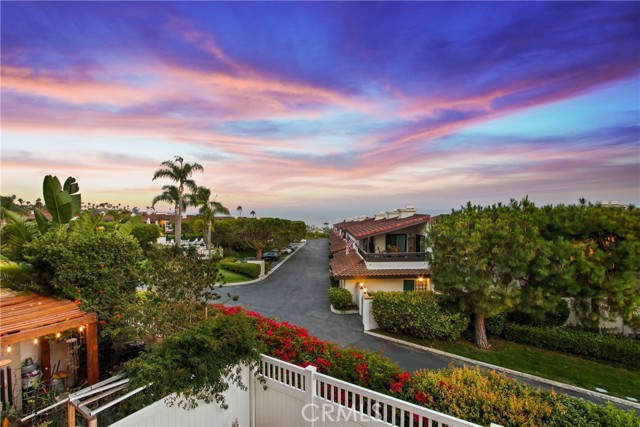 Detail Gallery Image 2 of 51 For 2235 W 25th St #122,  San Pedro,  CA 90732 - 2 Beds | 2/1 Baths