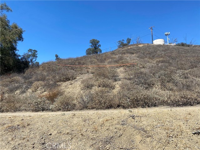 34 Barkschat Dr, Lake Elsinore CA: https://media.crmls.org/medias/438f3052-d8a4-425c-9410-e617d5519b80.jpg
