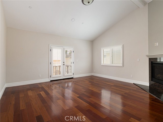 229 N Juanita Avenue, Redondo Beach CA: https://media.crmls.org/medias/438f3167-6416-499a-84ec-44ac61e082d9.jpg