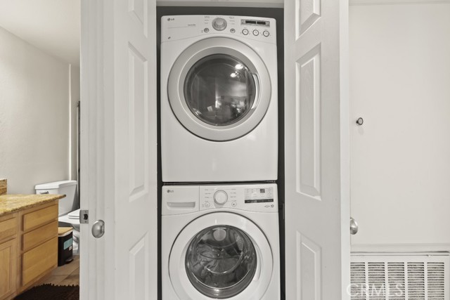 Detail Gallery Image 19 of 31 For 2320 Del Mar #102,  Corona,  CA 92882 - 1 Beds | 1 Baths