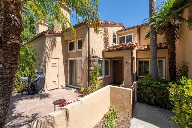 Front Image Thumbnail for CROC26083358