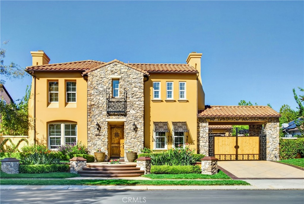 4131 Prado De Los Zorros — architectural residence