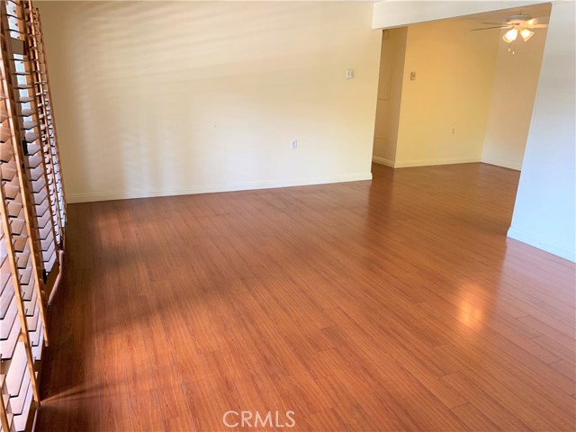 893 Ronda Sevilla, Laguna Woods CA: https://media.crmls.org/medias/4392584c-b9f1-48b8-8faf-84d7f969e020.jpg