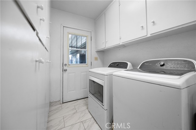 Detail Gallery Image 11 of 32 For 17833 Avenue 280, Exeter,  CA 93221 - 3 Beds | 2 Baths
