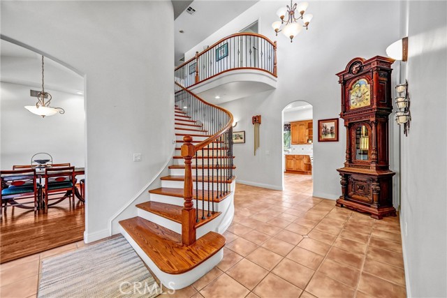 10345 McBroom Street, Sunland CA: https://media.crmls.org/medias/4392820e-007c-4ee5-b13c-955280c9184d.jpg