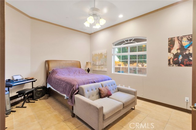 4575 Kreuer Road, Phelan CA: https://media.crmls.org/medias/4392dac1-693e-4cbe-b281-12ae3d9713db.jpg