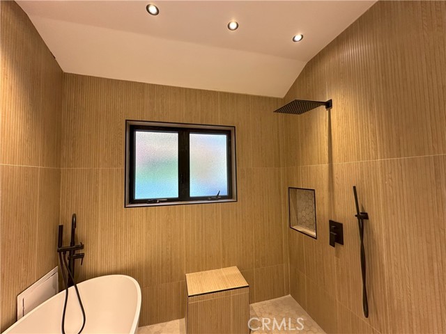 Detail Gallery Image 10 of 11 For 6701 Andasol Ave, Lake Balboa,  CA 91406 - 0 Beds | 1 Baths
