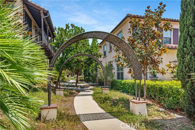 Detail Gallery Image 4 of 51 For 150 Nature Walk, Irvine,  CA 92618 - 2 Beds | 2 Baths