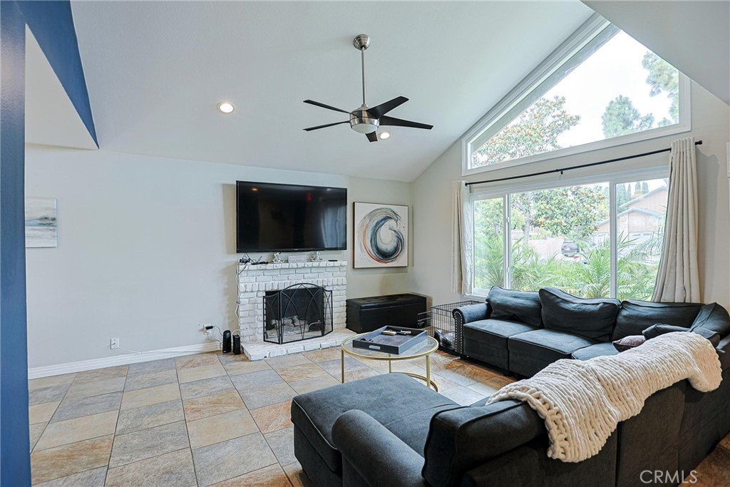 MLS #OC26154797 image #6