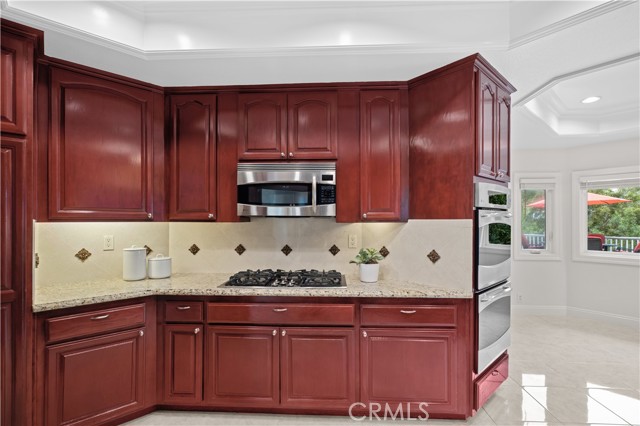 5410 Avenida El Cid, Yorba Linda CA: https://media.crmls.org/medias/43945759-e49e-4521-ac0f-47986fcf3f91.jpg