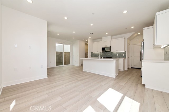 474 Lobata, Irvine CA: https://media.crmls.org/medias/4394623d-399c-4d9b-8e2f-915f5b9e6d09.jpg