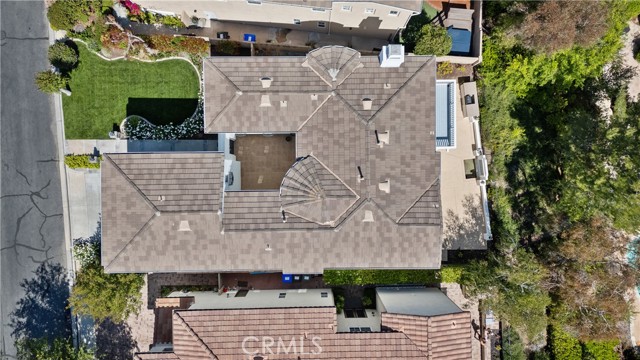 26814 Fairlain Drive, Valencia CA: https://media.crmls.org/medias/43947737-6a5a-4d8f-8995-e4a43d4e24f3.jpg