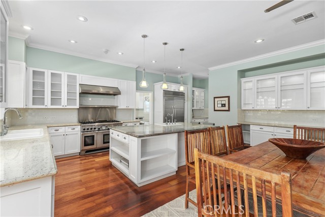 Detail Gallery Image 12 of 53 For 36475 Avenida La Cresta, Murrieta,  CA 92562 - 9 Beds | 7/1 Baths