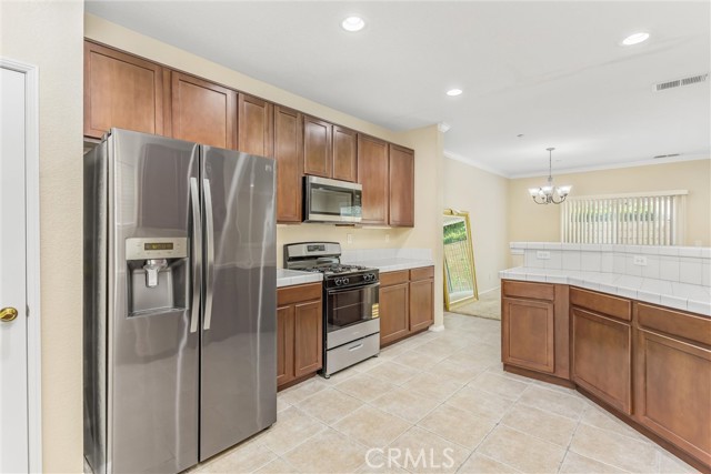 Detail Gallery Image 9 of 41 For 7353 Ellena #149,  Rancho Cucamonga,  CA 91730 - 3 Beds | 2/1 Baths