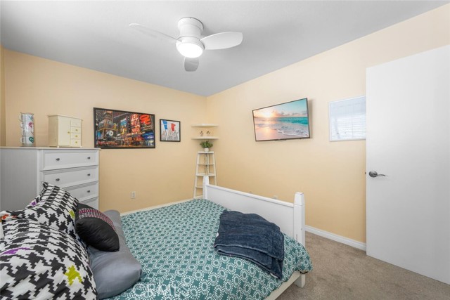 6786 Molokai Drive, Cypress CA: https://media.crmls.org/medias/439537ac-2a0e-4d98-8db5-34eb6d4eee26.jpg