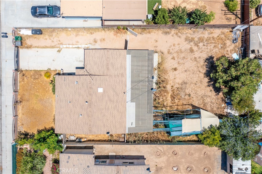 https://media.crmls.org/medias/43957688-6b1b-4d9e-9dfe-9a3e0dd80acf.jpg?preset=X-Large
