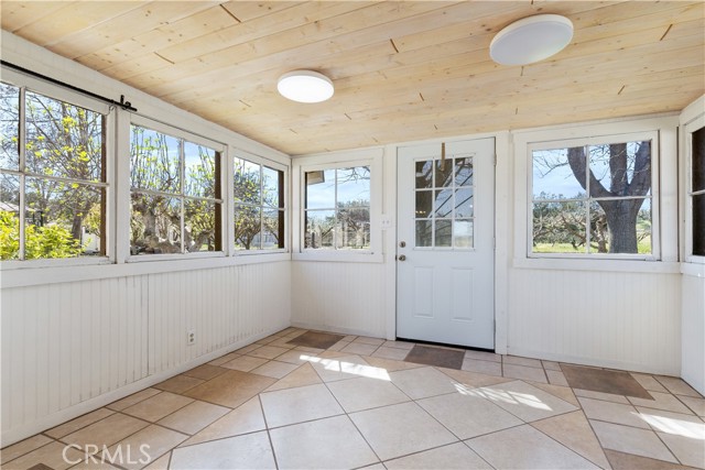 Detail Gallery Image 9 of 50 For 5335 Monterey, Paso Robles,  CA 93446 - 3 Beds | 3 Baths