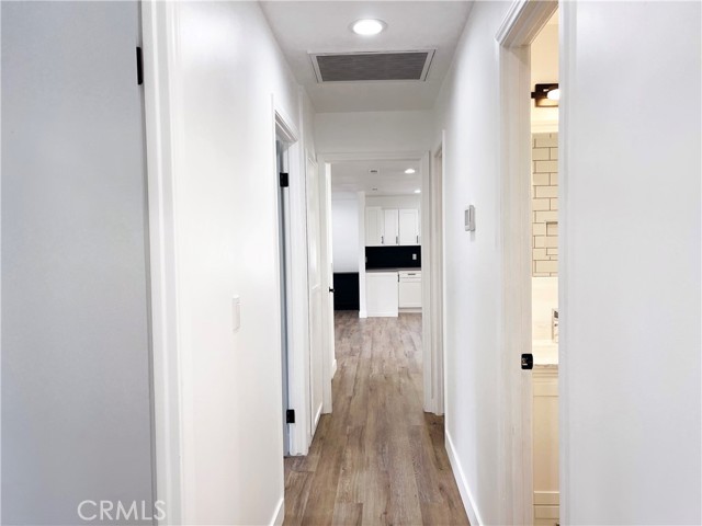 6221 Glide Avenue, Woodland Hills CA: https://media.crmls.org/medias/43960e88-aa57-4f7e-960f-3beb582aa439.jpg