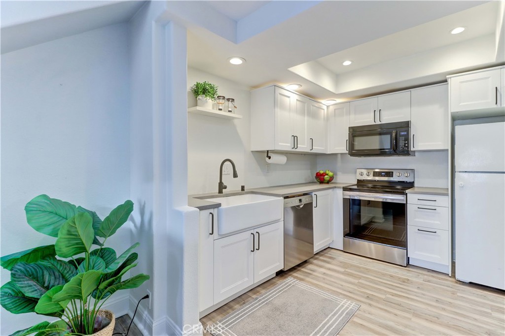 4570 Cove Dr - photo 9