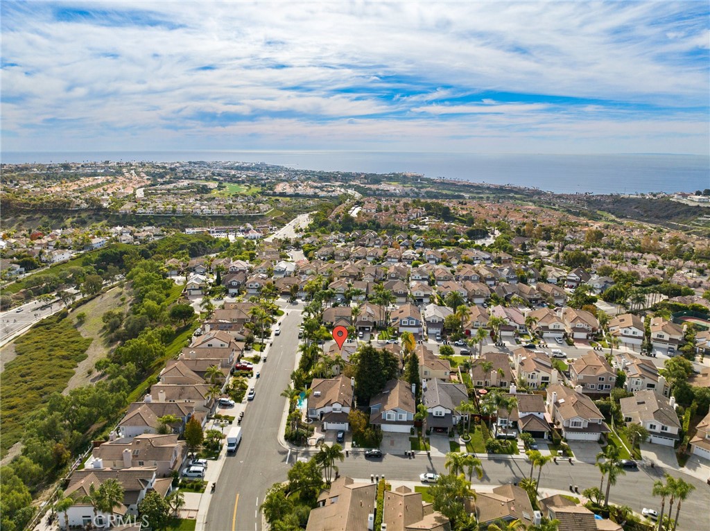 MLS #OC25097179 img 5