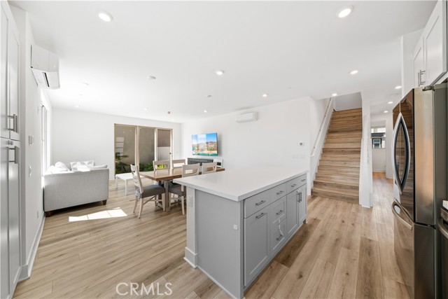 Detail Gallery Image 10 of 43 For 203 Lynx, Irvine,  CA 92618 - 3 Beds | 2/1 Baths