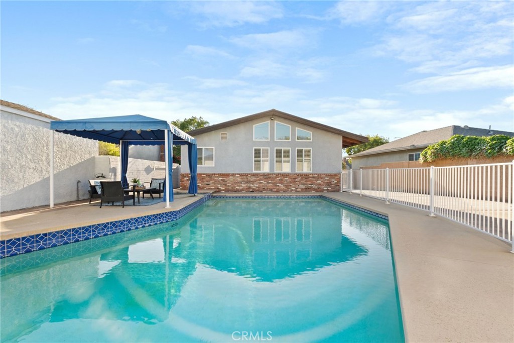 MLS #SR25262733 image #1