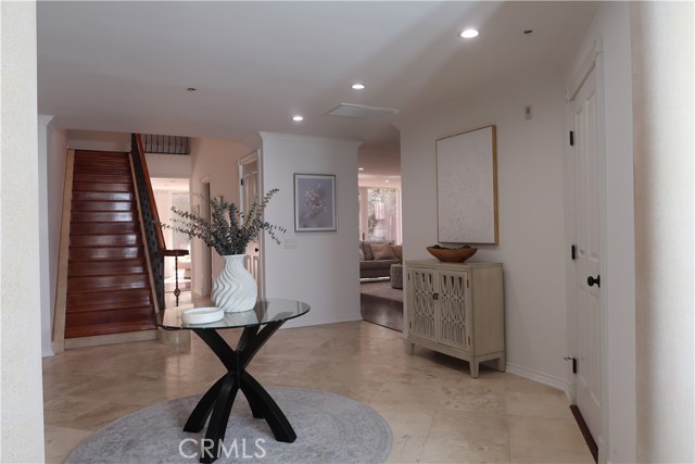 Detail Gallery Image 5 of 51 For 16802 Kamalii, Huntington Beach,  CA 92649 - 6 Beds | 5/1 Baths