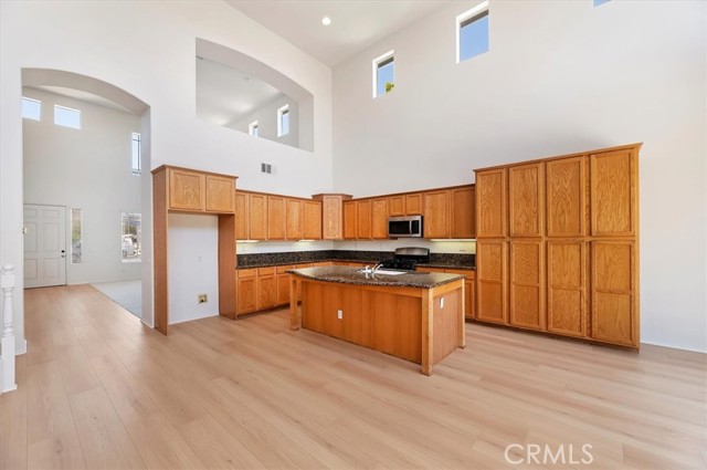 Detail Gallery Image 10 of 41 For 39336 Wentworth St, Murrieta,  CA 92563 - 4 Beds | 2/1 Baths